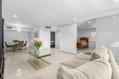 Bright 3/2 corner condo offering golf course living in Inverrary - photo 9