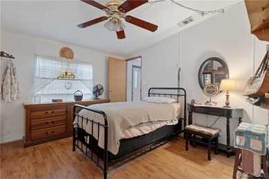 Welcome home to this charming and well-maintained 3-bedroom - photo 15