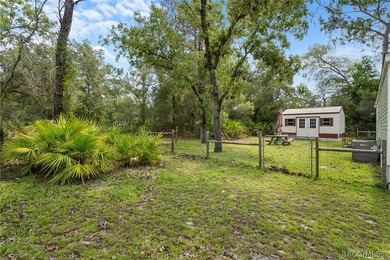 Welcome home to this charming and well-maintained 3-bedroom - photo 24