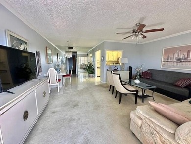 1/1.5, 3rd floor, light and bright, tile in kitchen and dining - photo 5