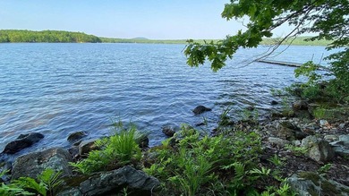 Beautiful 5.3 acres of land, beautiful house built in 2020 and - photo 2