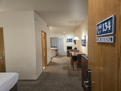 A dream come true! Fabulous condotel at The Cove of Lake Geneva - photo 10