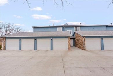 (private lake, pond, creek) Condo For Sale in Waterloo Iowa