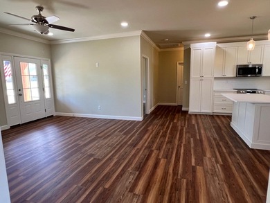 New Home, Blt 2026, not in flood zone! SELLER JUST REDUCED PRICE - photo 11
