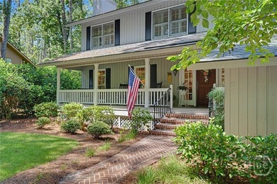 Nestled in the heart of the desirable Marshwood section of The - photo 3