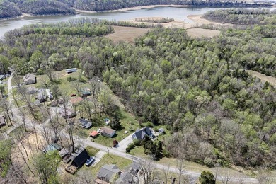 Stunning and undoubtedly tempting, 273 Shady Acres Rd delivers - photo 6