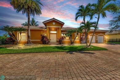 (private lake, pond, creek) Home For Sale in Plantation Florida