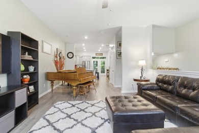 Welcome to 133 Claret Cup, a meticulously maintained and - photo 11