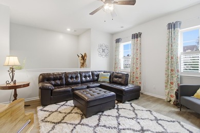 Welcome to 133 Claret Cup, a meticulously maintained and - photo 15