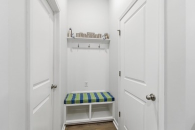 Welcome to 133 Claret Cup, a meticulously maintained and - photo 24
