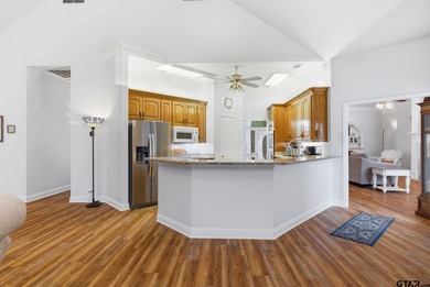 There are homes that impress, and then there are homes that - photo 29