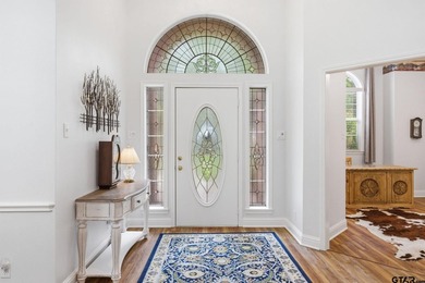 There are homes that impress, and then there are homes that - photo 30