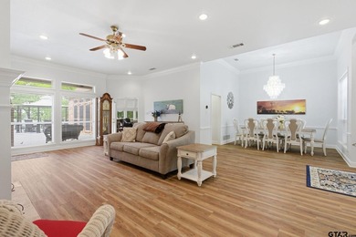 There are homes that impress, and then there are homes that - photo 33