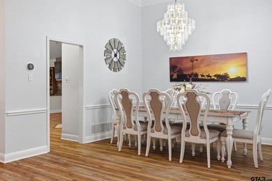 There are homes that impress, and then there are homes that - photo 35