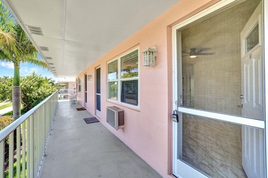 Newley renovated charming second-floor 1-bedroom, 1-bath - photo 7