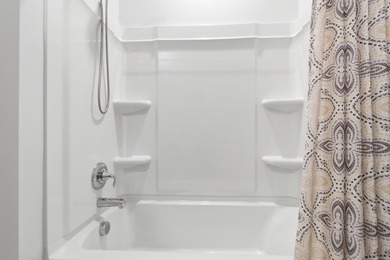 Welcome to 133 Claret Cup, a meticulously maintained and - photo 38
