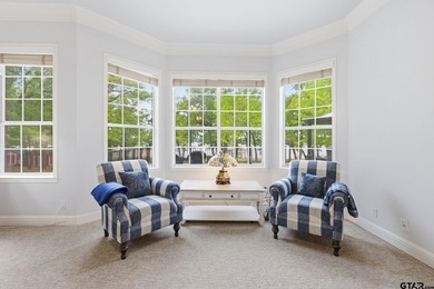 There are homes that impress, and then there are homes that - photo 38