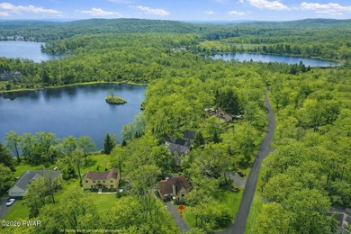 Lake Home For Sale in Canadensis, Pennsylvania