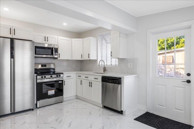 St. Lucie River Home For Sale in Port Saint Lucie Florida