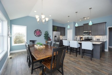 Amazing LARGE Lakefront Home SOLD - photo 13