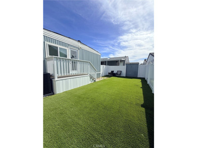 Seller is highly motivated! Perfectly positioned in the - photo 12