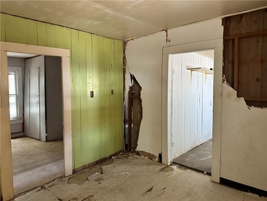 Looking for a prime investment opportunity within walking - photo 15