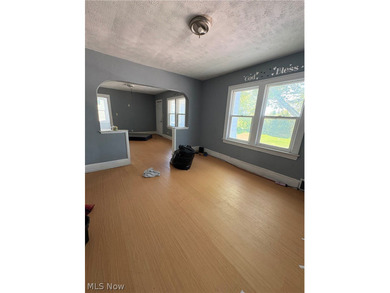 Attention investors - don't miss this value-add duplex on - photo 21