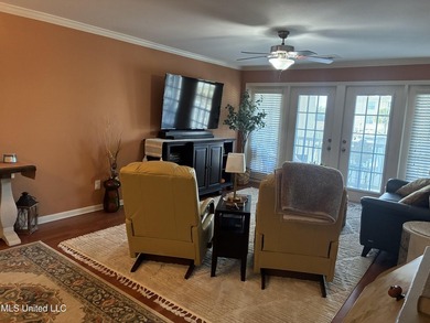 Living on the water with all the amenities and none of the work - photo 31