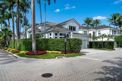 Two-story pool home with a 2-car garage in the gated community - photo 34
