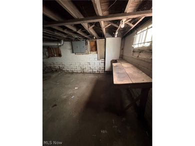 Attention investors - don't miss this value-add duplex on - photo 37