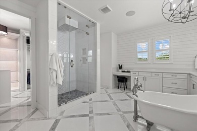 A masterclass in luxury living, this extensively customized - photo 40