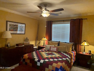 Living on the water with all the amenities and none of the work - photo 40