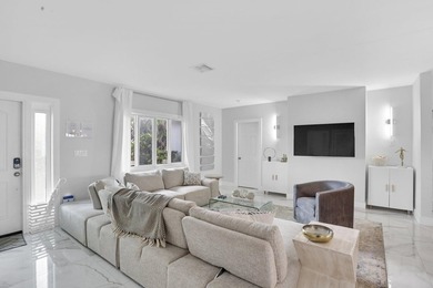 Fourth bedroom is a detached guest house/suite and does not - photo 9