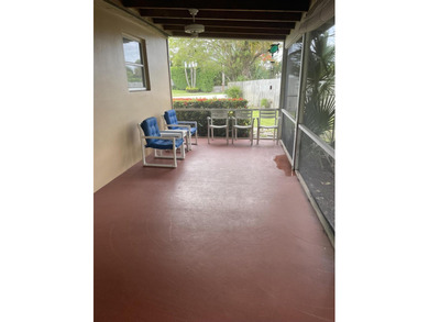 Welcome to this charming 3-bedroom, 2-bathroom single-family - photo 11