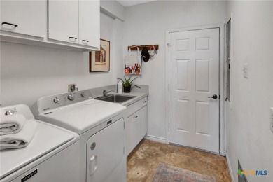 Welcome to your Port O'Connor getaway! This spacious home offers