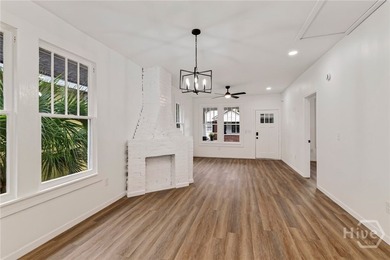 Two primary suites, each with a full en-suite bath and walk-in - photo 10