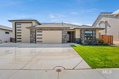 Lake Lowell Home For Sale in Nampa Idaho