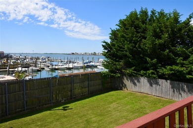 This beautiful waterfront home is truly a sea lover's dream. It - photo 16