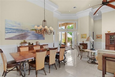 Courtyard estate home located on corner lot overlooking 10th - photo 16