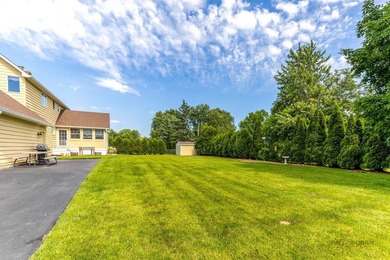 Welcome to this exceptional 3-bedroom, 2.1-bath home offering - photo 31