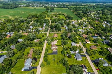 Welcome to this exceptional 3-bedroom, 2.1-bath home offering - photo 36