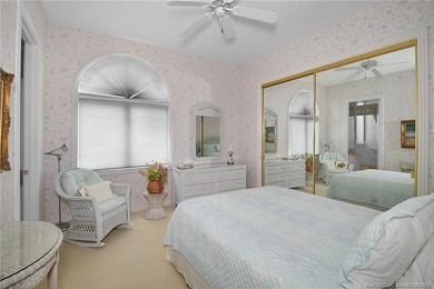 Courtyard estate home located on corner lot overlooking 10th - photo 40