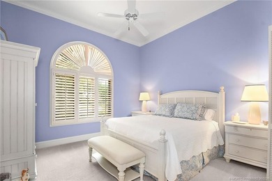 Courtyard estate home located on corner lot overlooking 10th - photo 42