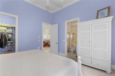 Courtyard estate home located on corner lot overlooking 10th - photo 43