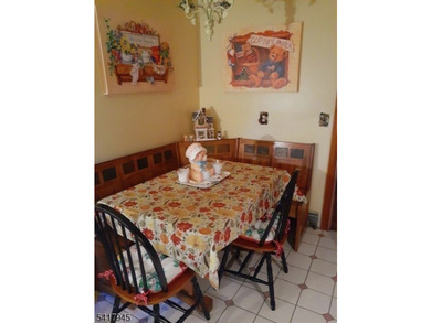 Charming raised ranch on a large, level lot backing to beautiful - photo 14