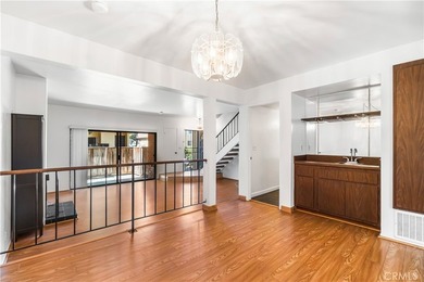 Desirable corner-unit townhome in the sought-after Camino Woods - photo 5