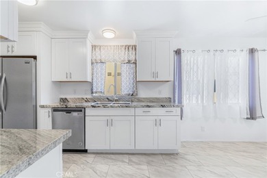 Desirable corner-unit townhome in the sought-after Camino Woods - photo 6