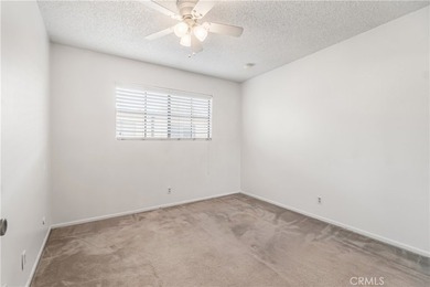 Desirable corner-unit townhome in the sought-after Camino Woods - photo 10