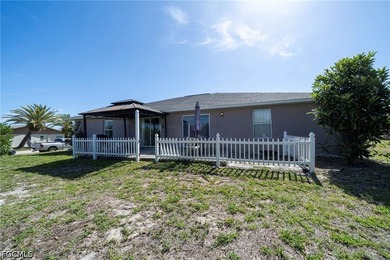 Attention investors and first time home buyers. This duplex is - photo 33