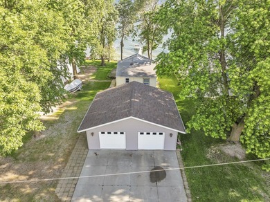 One of the nicest lots in McClelland's beach with plenty of - photo 1